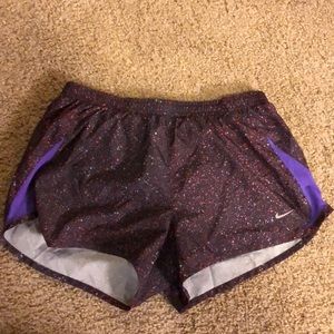 Nike women’s M running shorts